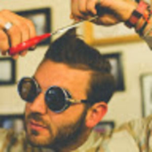 Meet your Posher, Jules